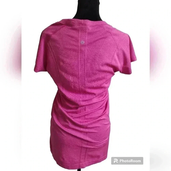 Lululemon Swiftly Tech Short-Sleeve Shirt 2.0 lipgloss - Picture 5 of 7